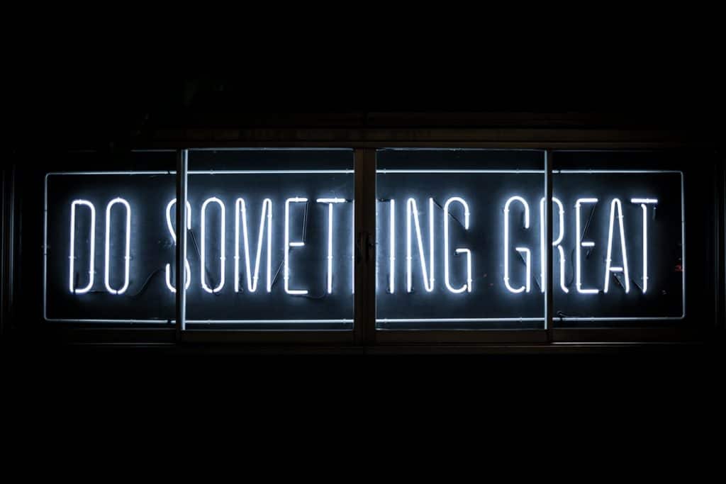 Image saying "Do something great"